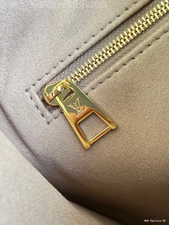 Aaa replica ru PM VUITTON LOUIS ONTHEGO 0808